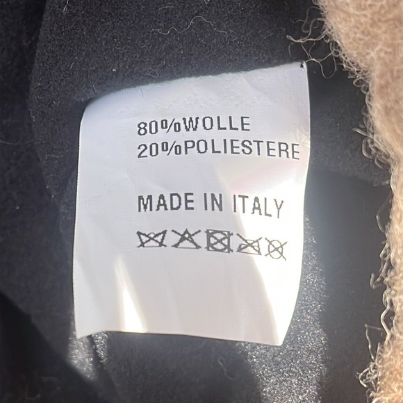 Knitted Beret Cap with floral accent 80% Wool Made in Italy, color is Brown - Picture 8 of 9